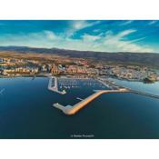 Marina del Gargano Houseboat