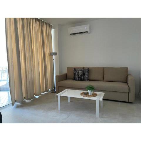 Moderno apartamento a pocos metros de la playa 126A - INMO22