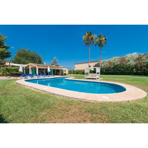 NEW! VILLA CANRITO PARA 16 PERSONAS, PISCINA, JARDINES, RELAX