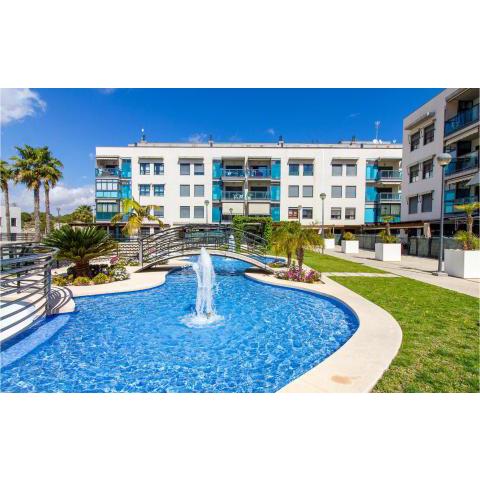 Nice apartment in Santa Pola with 2 Bedrooms, WiFi and Outdoor swimming pool