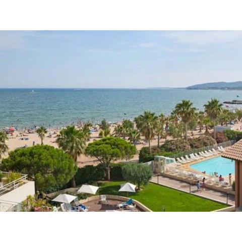 PORT FREJUS CAP HERMES VUE MER ET PORT PIEDS DANS L'EAU piscine pkg