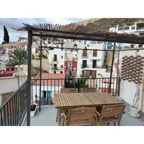 Private Terrace-Romantic-Sea, Castle views-Central