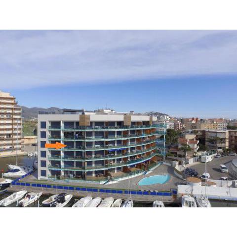 RNET - Apartments Roses Port Trebol