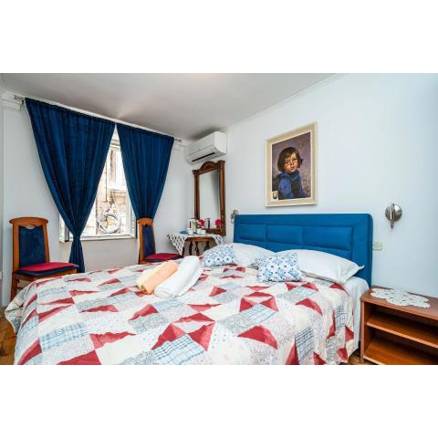 Rooms Fausta Old Town