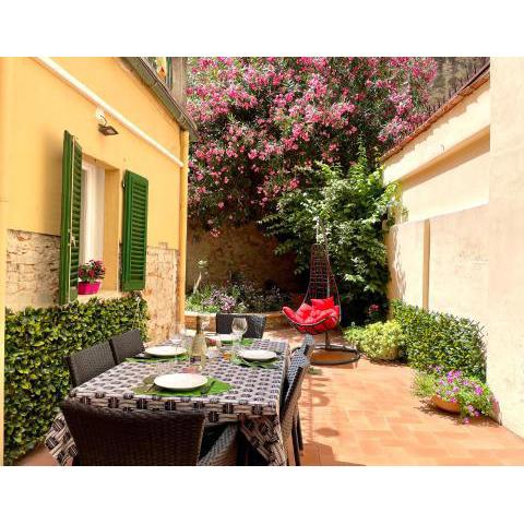 Santa Croce Garden Apartment