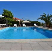 Sea La Vie Holiday home with pool