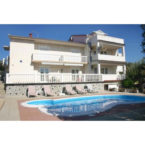 Seaside apartments with a swimming pool Barbat, Rab - 4951