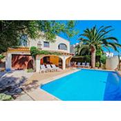 Sola - pretty holiday property with garden and private pool in Benissa