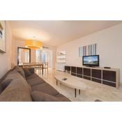 Spacious 3 bedrooms apartment