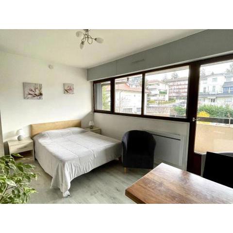 Studio Aix-les-Bains, 1 pièce, 2 personnes - FR-1-555-86