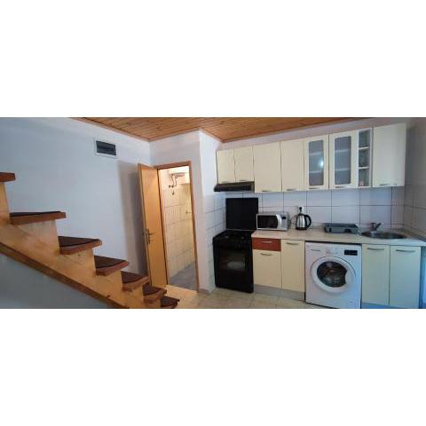 Studio Apartman Kaštel Kambelovac