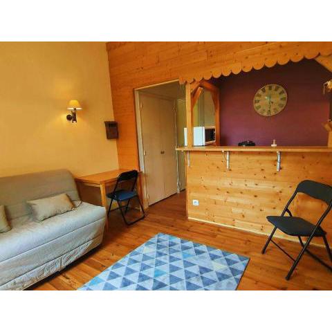 Studio Cauterets, 1 pièce, 2 personnes - FR-1-234-281