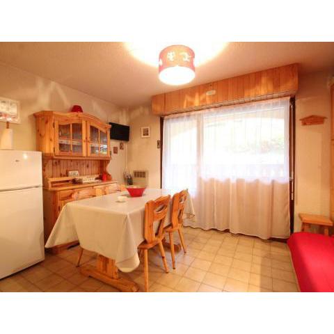 Studio Les Carroz d'Arâches, 1 pièce, 4 personnes - FR-1-572-24