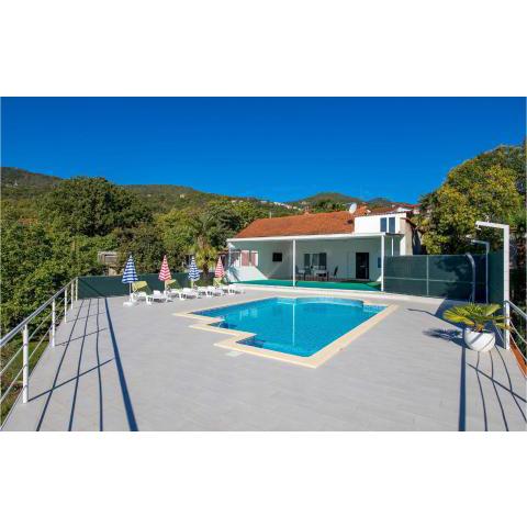 Stunning home in Ika with Outdoor swimming pool, WiFi and 2 Bedrooms