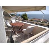 Super view seafront apartment