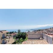 Teatro Greco Balcony Apartment