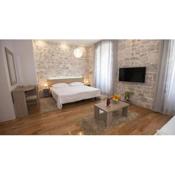 Tifani Luxury Rooms 2