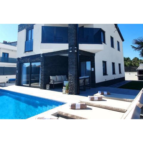 Villa Black Pearl