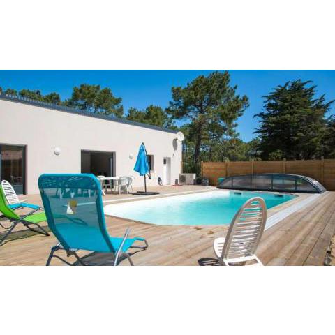 Villa de 3 chambres avec piscine privee jardin clos et wifi a Saint Jean de Monts a 3 km de la plage