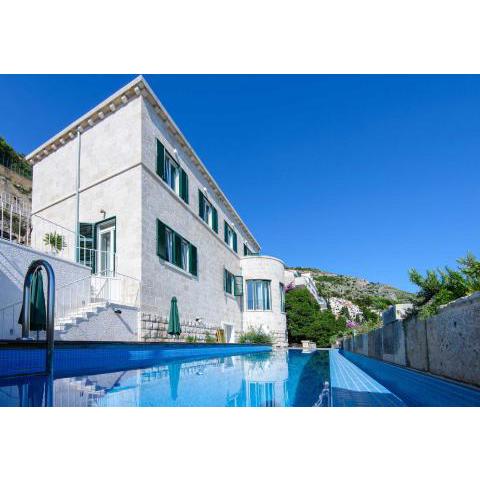 Villa Grande Bukovca - Beautiful 5 bedroom villa - Sea views - Glamorous location