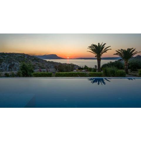 Villa Koutalas - Majestic Sunsets over the Pool