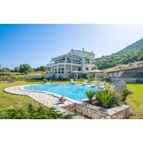 Villa Virginia With Private Pool Lefkada