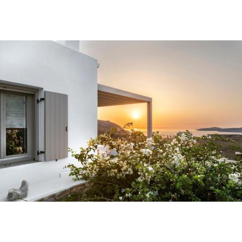 White Tinos Luxury Suites